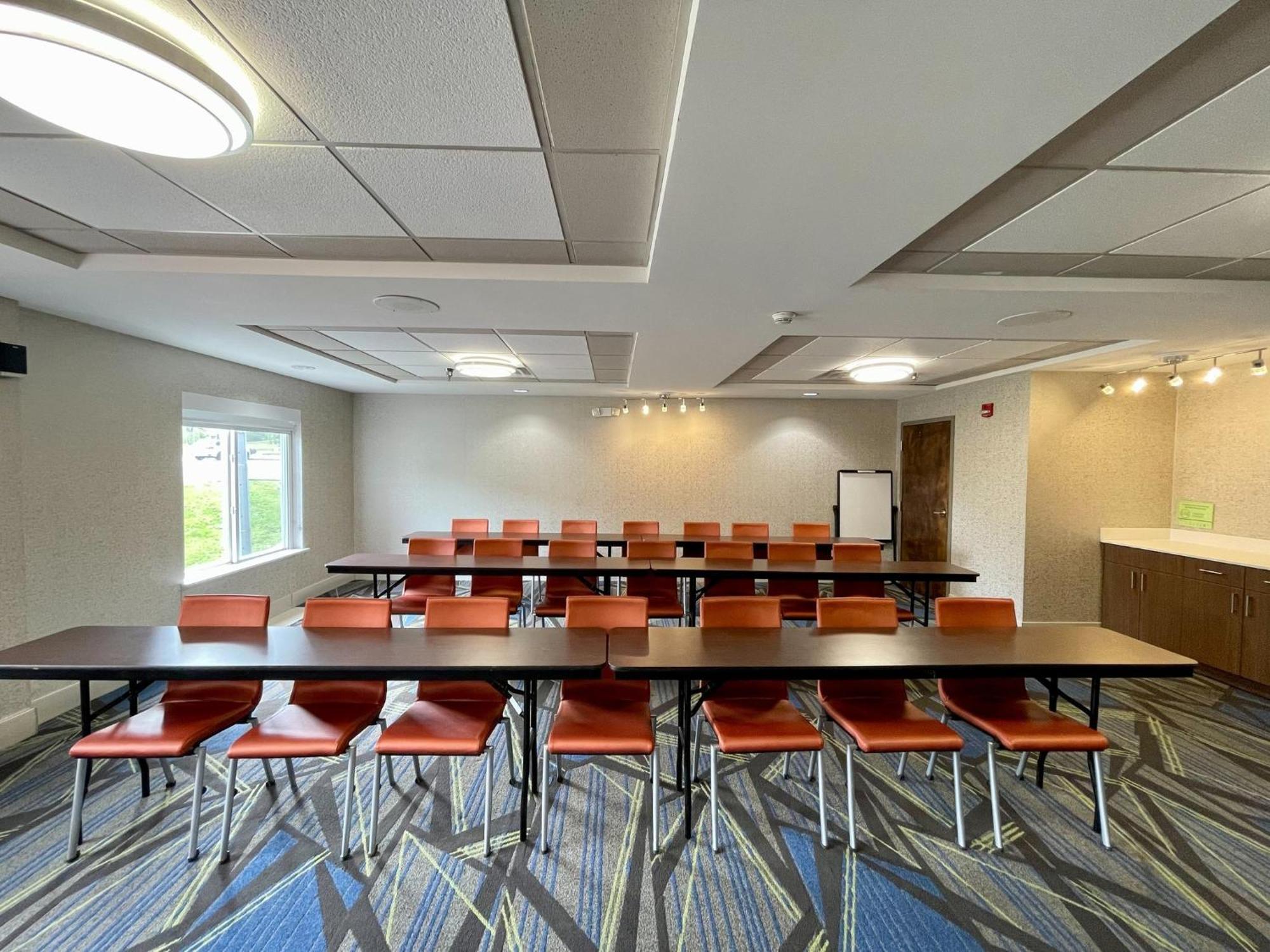 Holiday Inn Express & Suites Chattanooga-Hixson By Ihg Exterior foto